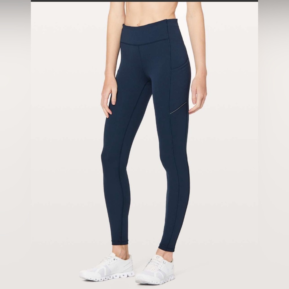 EUC Lululemon Speed Up Tight *Full-On Luxtreme 28" True Navy (First Release)